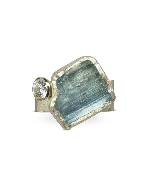 Raw-aquamarine-and-diamond-white-gold-stacking-ring-set