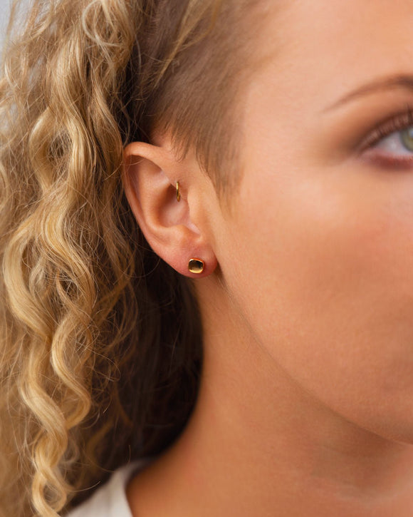 Pebble 9ct Gold Stud Earrings Earrings Pruden and Smith