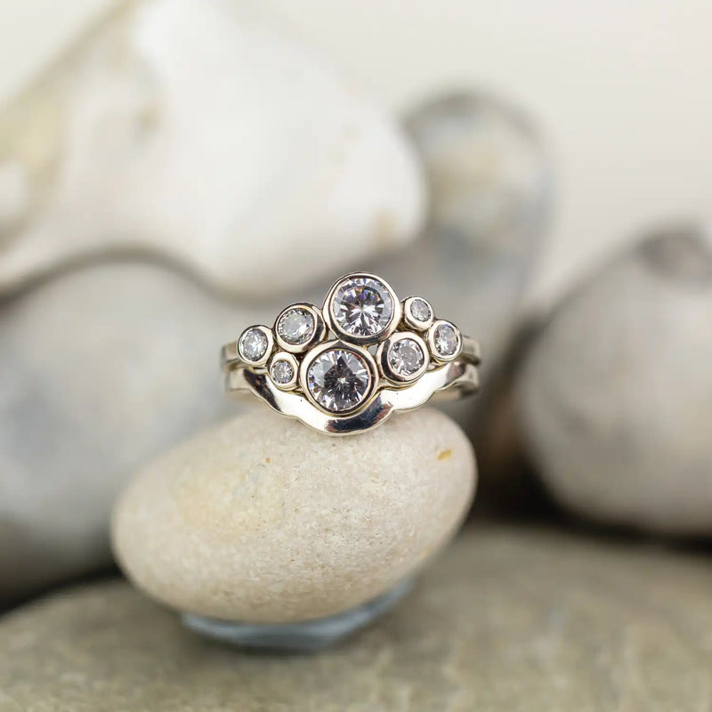 Bubbles engagement ring with wedding band