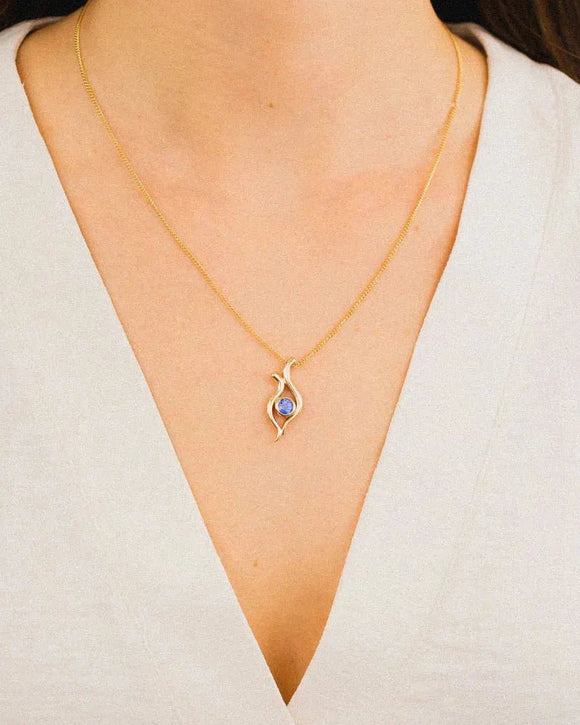 Spiky Yellow 9ct Gold Gemstone Pendant Pendant Pruden and Smith