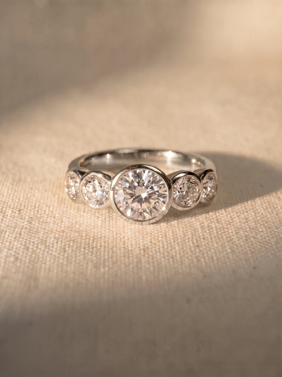Art Deco Round Brilliant Cut Diamond Engagement Ring