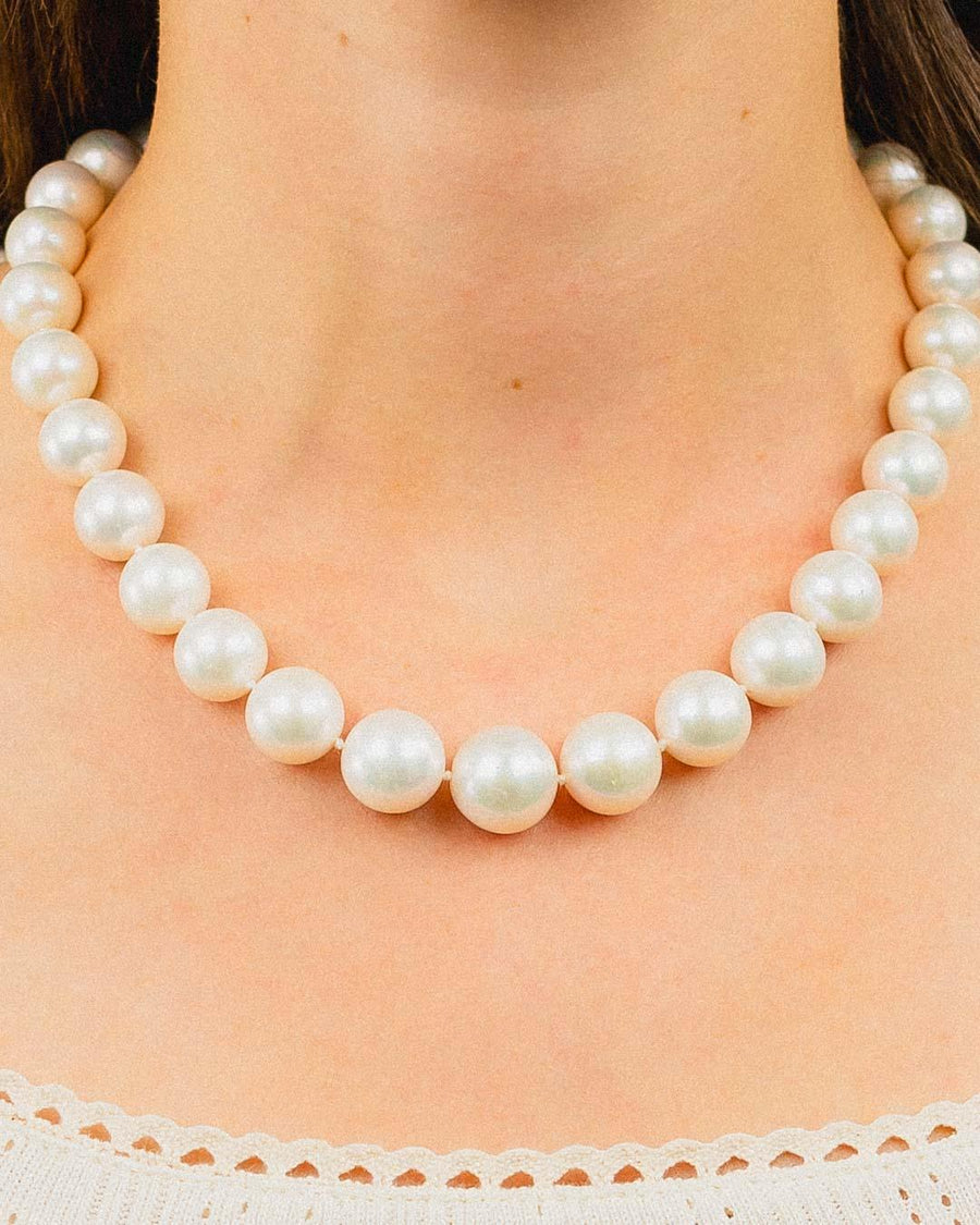 9ct Yellow Gold White Pearl Necklace Necklace Pruden and Smith