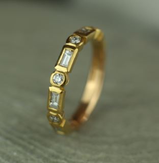 Dainty Baguette Diamond Half Eternity Ring Ring Pruden and Smith 18ct Yellow Gold 40% 