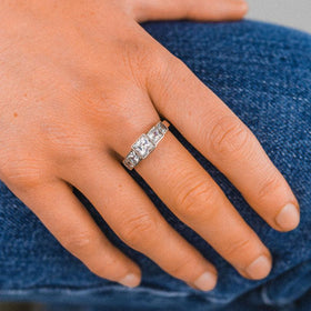 Art Deco Diamond Platinum Ring Ring Pruden and Smith   
