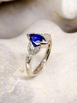 Vintage engagement ring with sapphire 