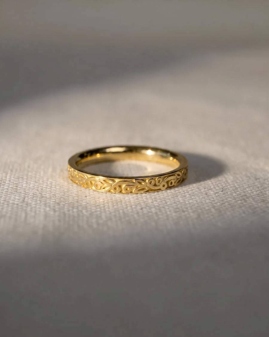 Vintage Wedding Ring (Carved)