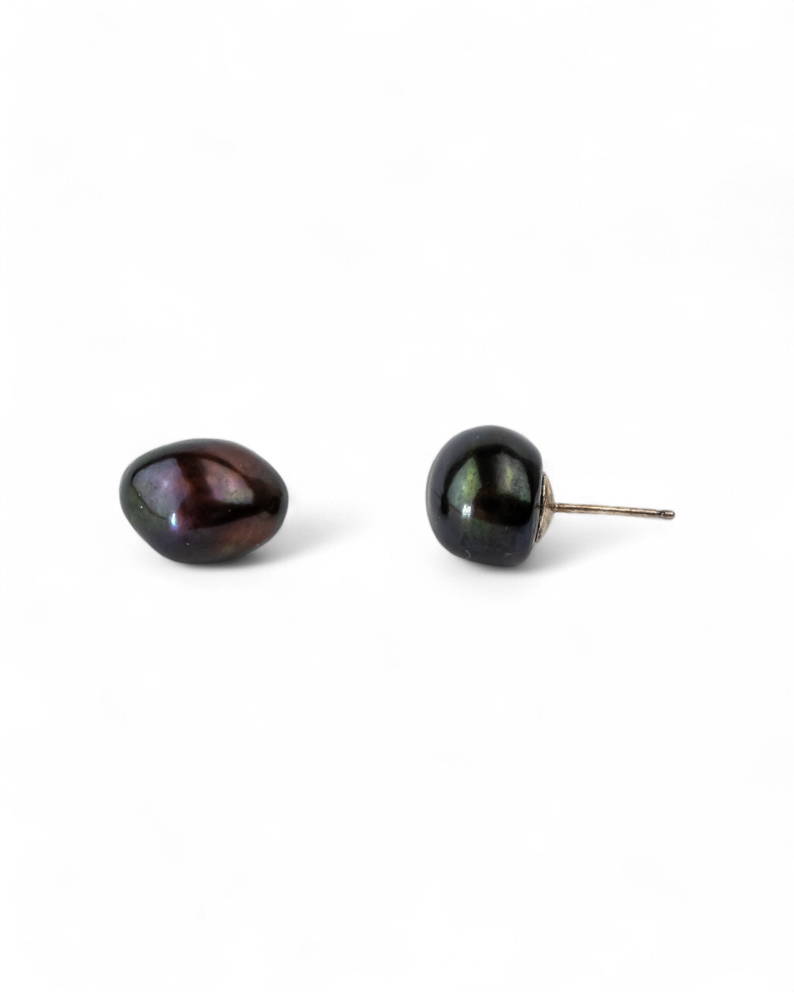 Black Baroque Pearl Gold Stud Earrings Earrings Pruden and Smith