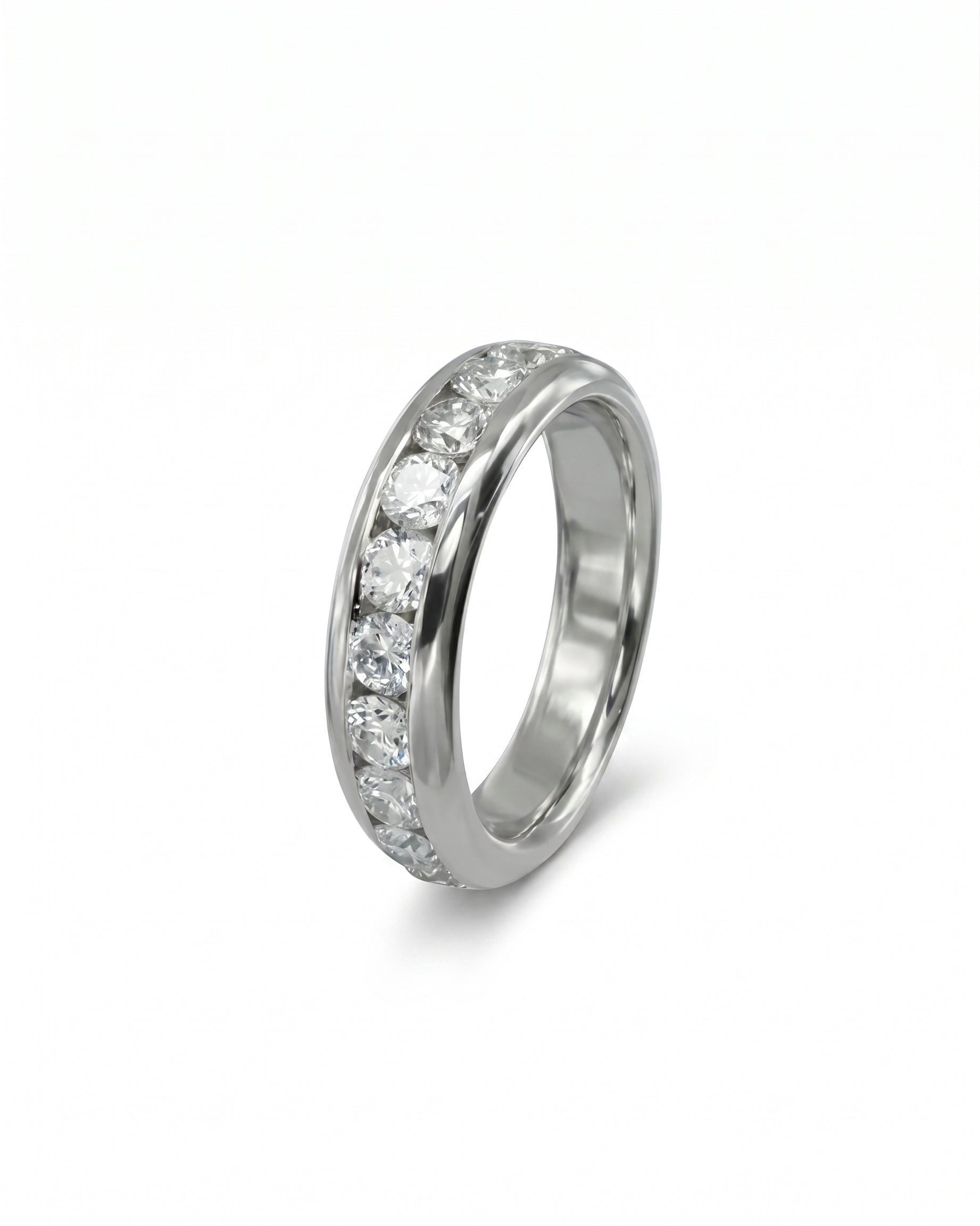 Silver court round brilliant cut diamond ring.