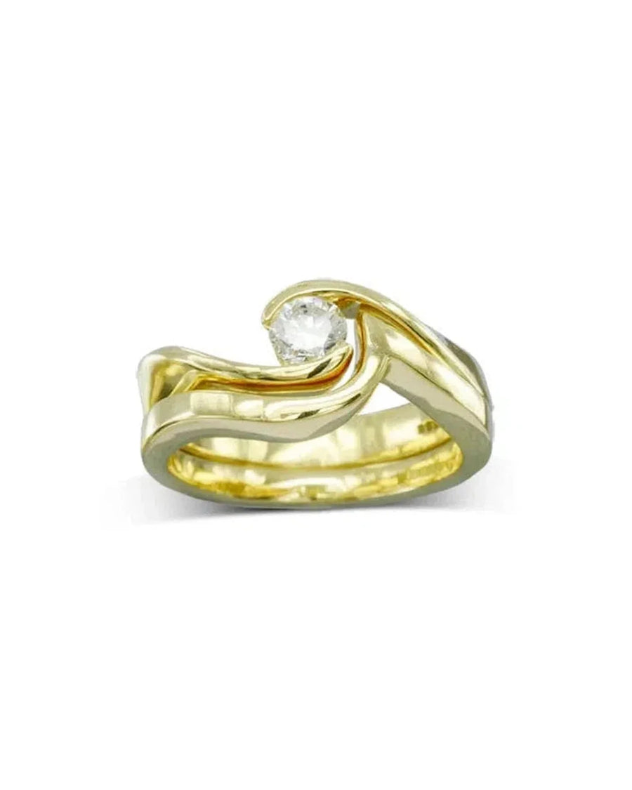 Flat Twist 18ct Yellow Gold Fitted Wedding Ring Ring Pruden and Smith