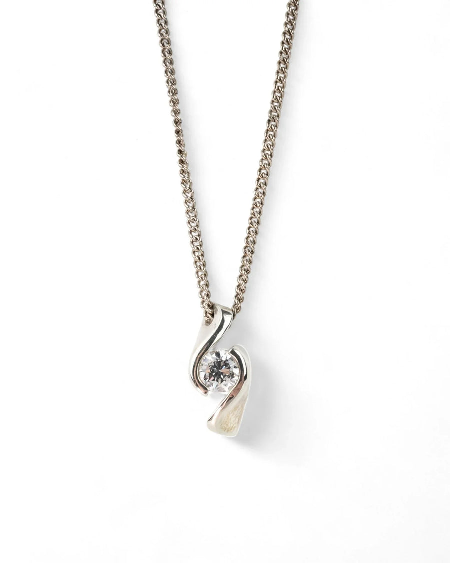 Flat Twist 9ct White Gold Diamond Pendant Pendant Pruden and Smith
