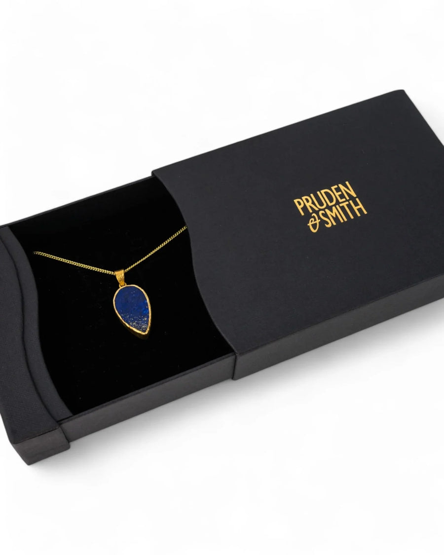 Teardrop lapis lazuli and yellow gold pendant necklace in a gift box