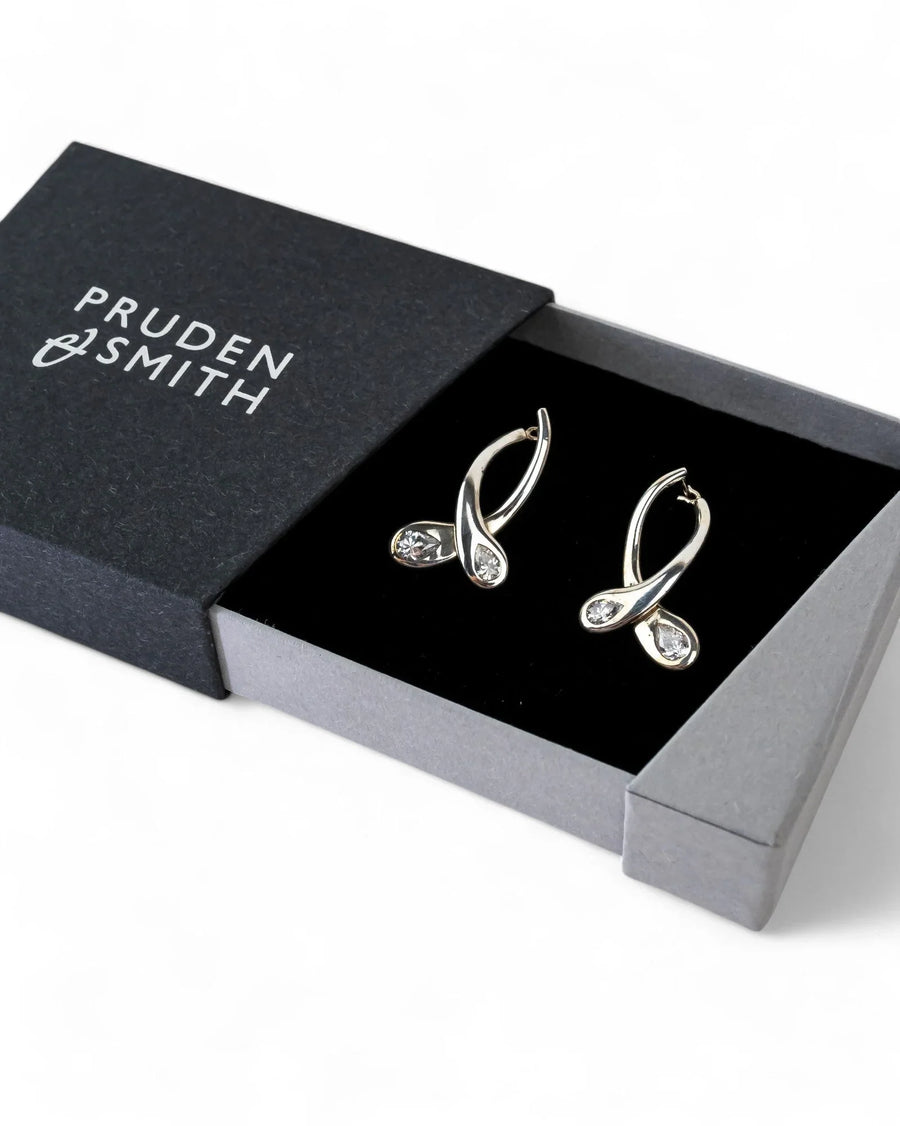 Moi et Toi Diamond & Aquamarine Dangly Earrings Earrings Pruden and Smith Boxed