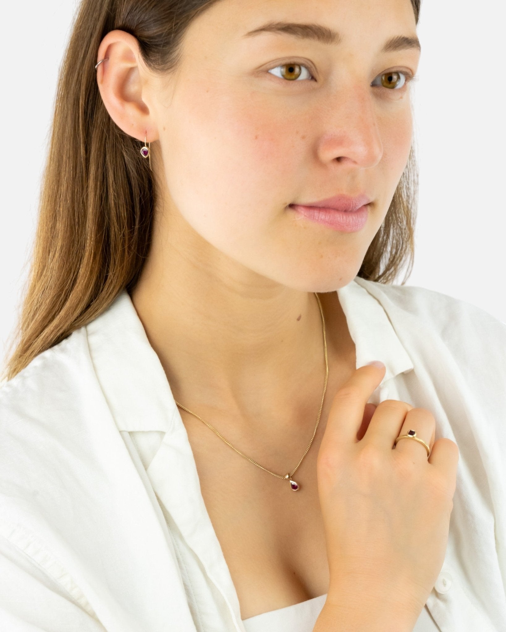 Pear Shaped Solid Gold Sapphire Pendant Pendant Pruden and Smith