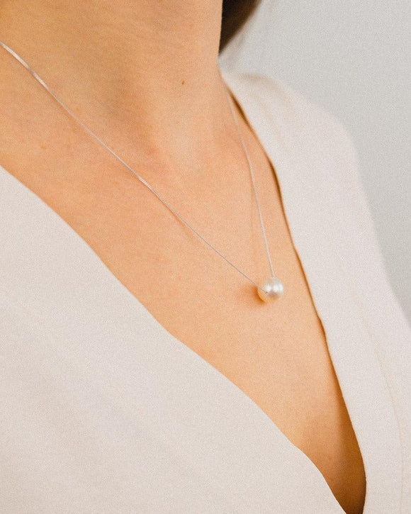 Pearl and 9ct White Gold Gold Chain Pendant Pendant Pruden and Smith