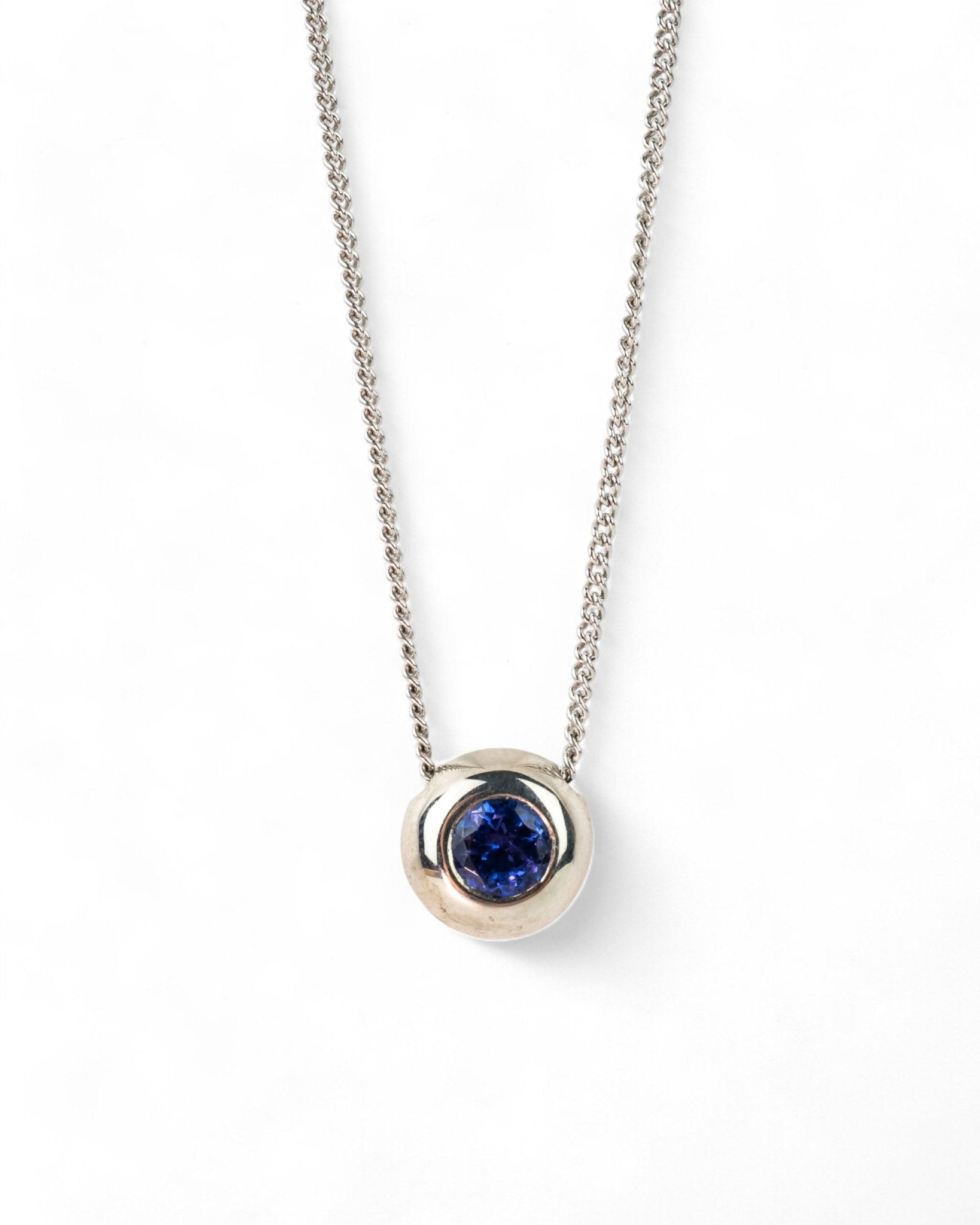 Pebble White Gold Tanzanite Pendant Pendant Pruden and Smith