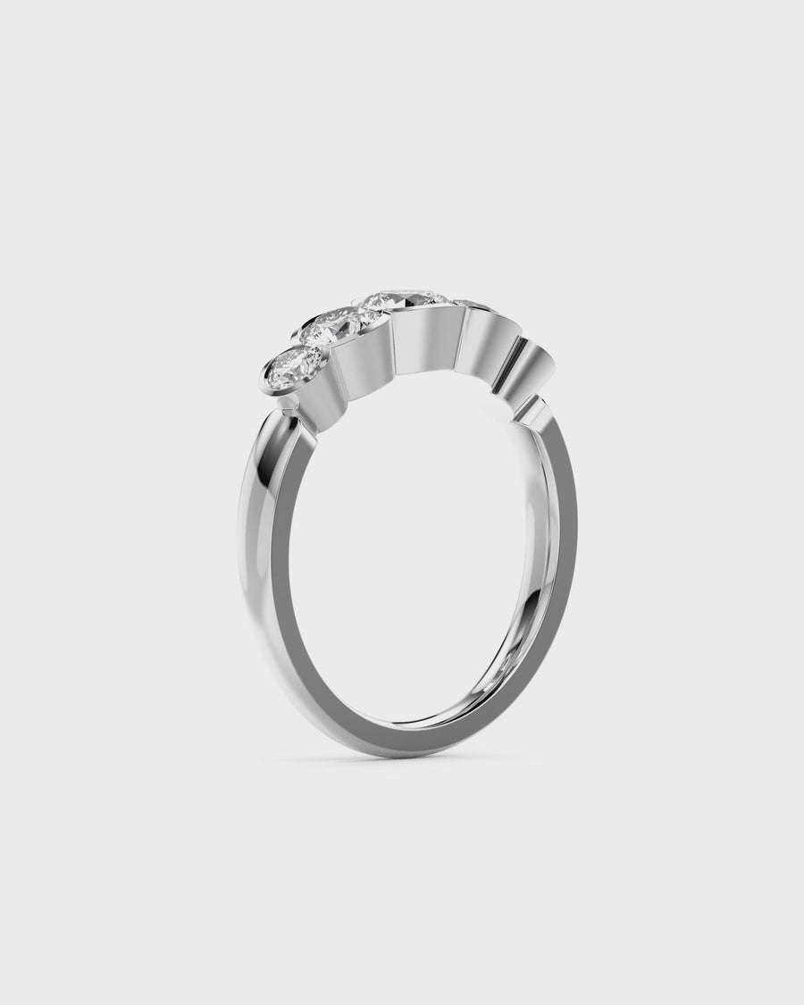 Art Deco Round Brilliant Cut Diamond Engagement Ring