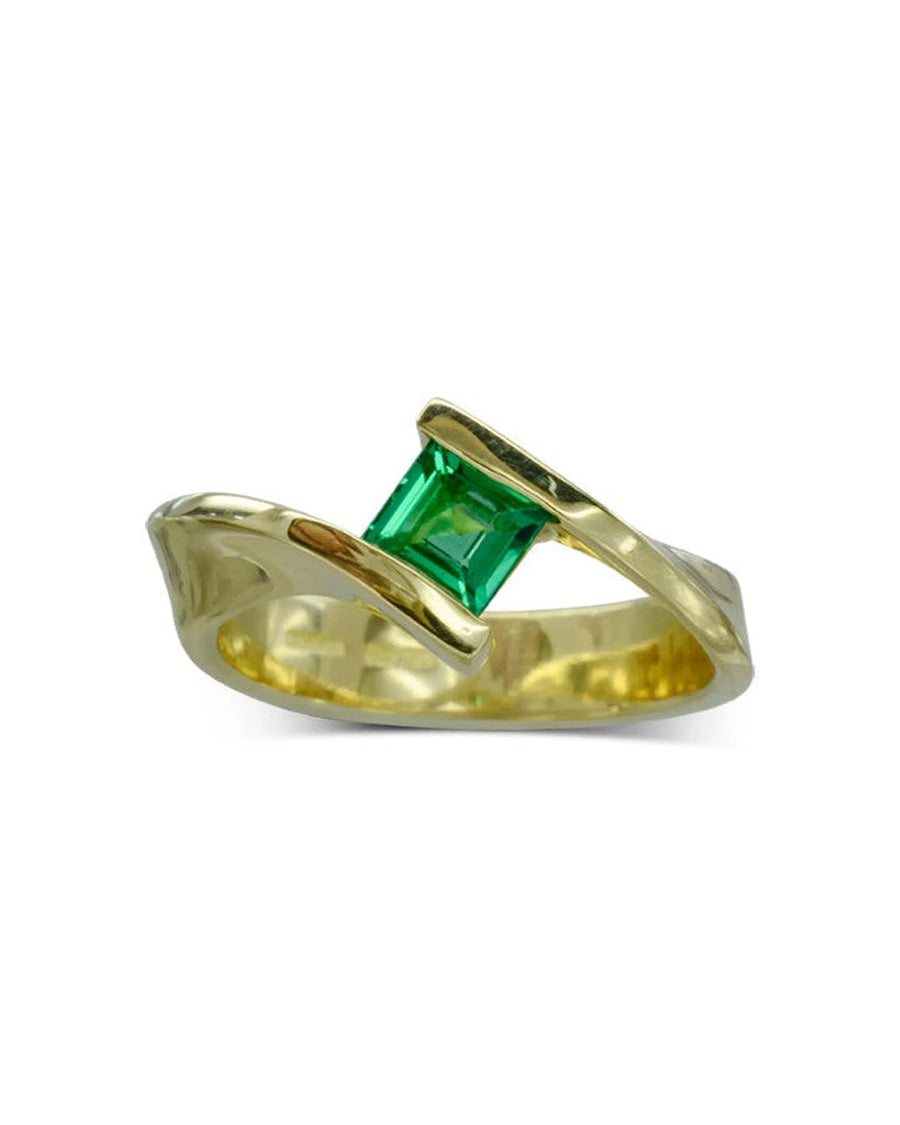Princess Cut Emerald Gold Flat Twist Ring Pruden and Smith