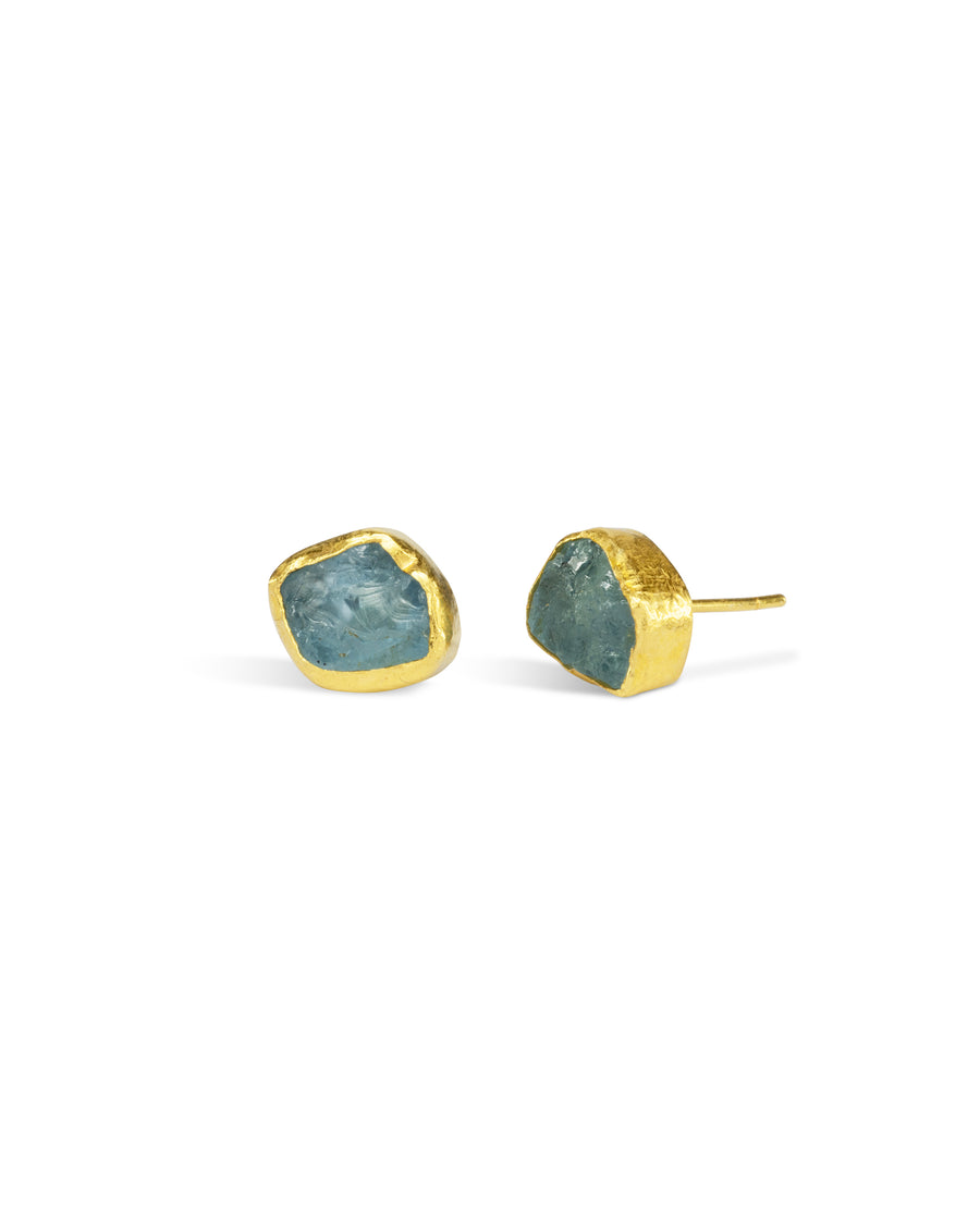 Gold rough cut blue gemstone chunk stud earrings.