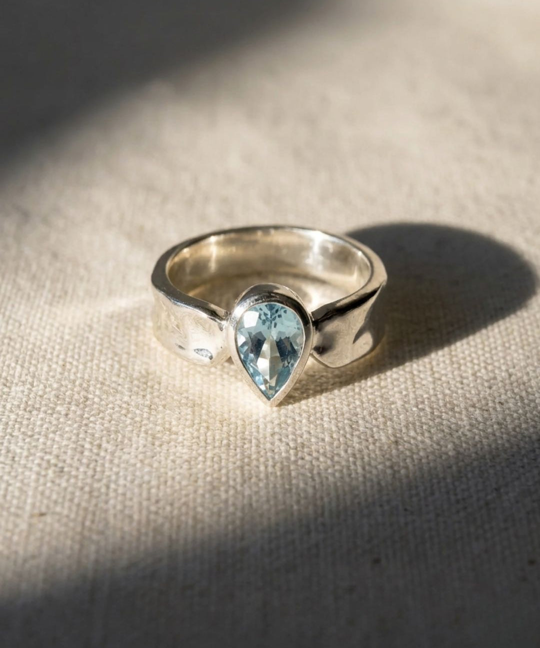 unusual dress rings for ladies Sapphire Unusual Dress Rings Unique Sapphire Sprigs Engagement His And Hers Wedding Bands Blue Polished Dome