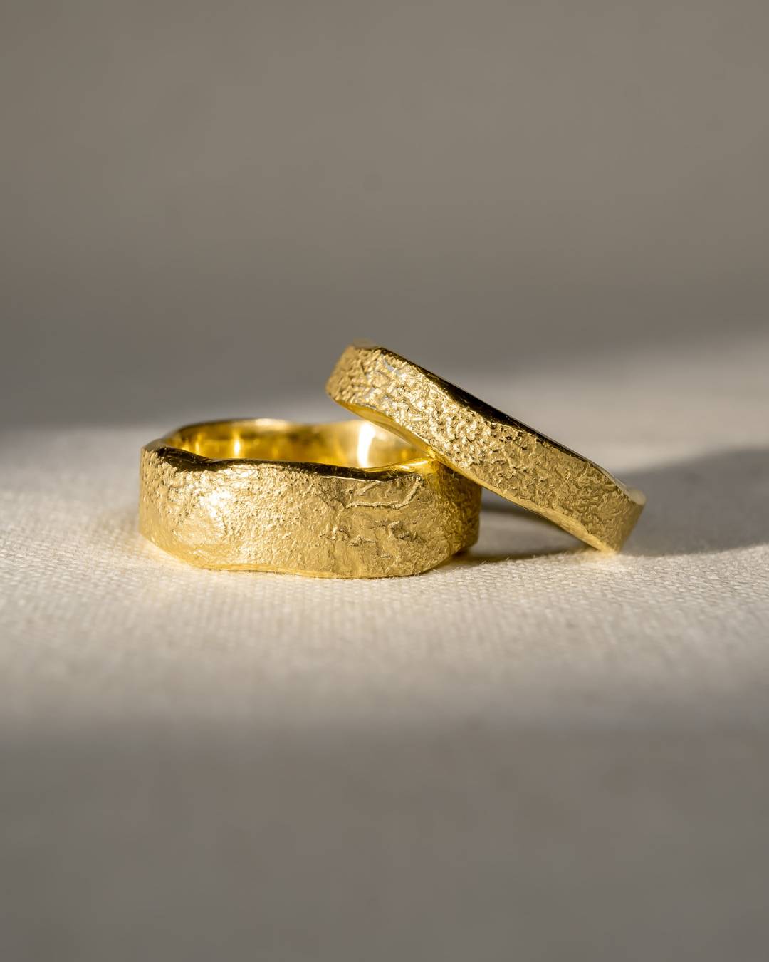 side hammered wedding ring textured