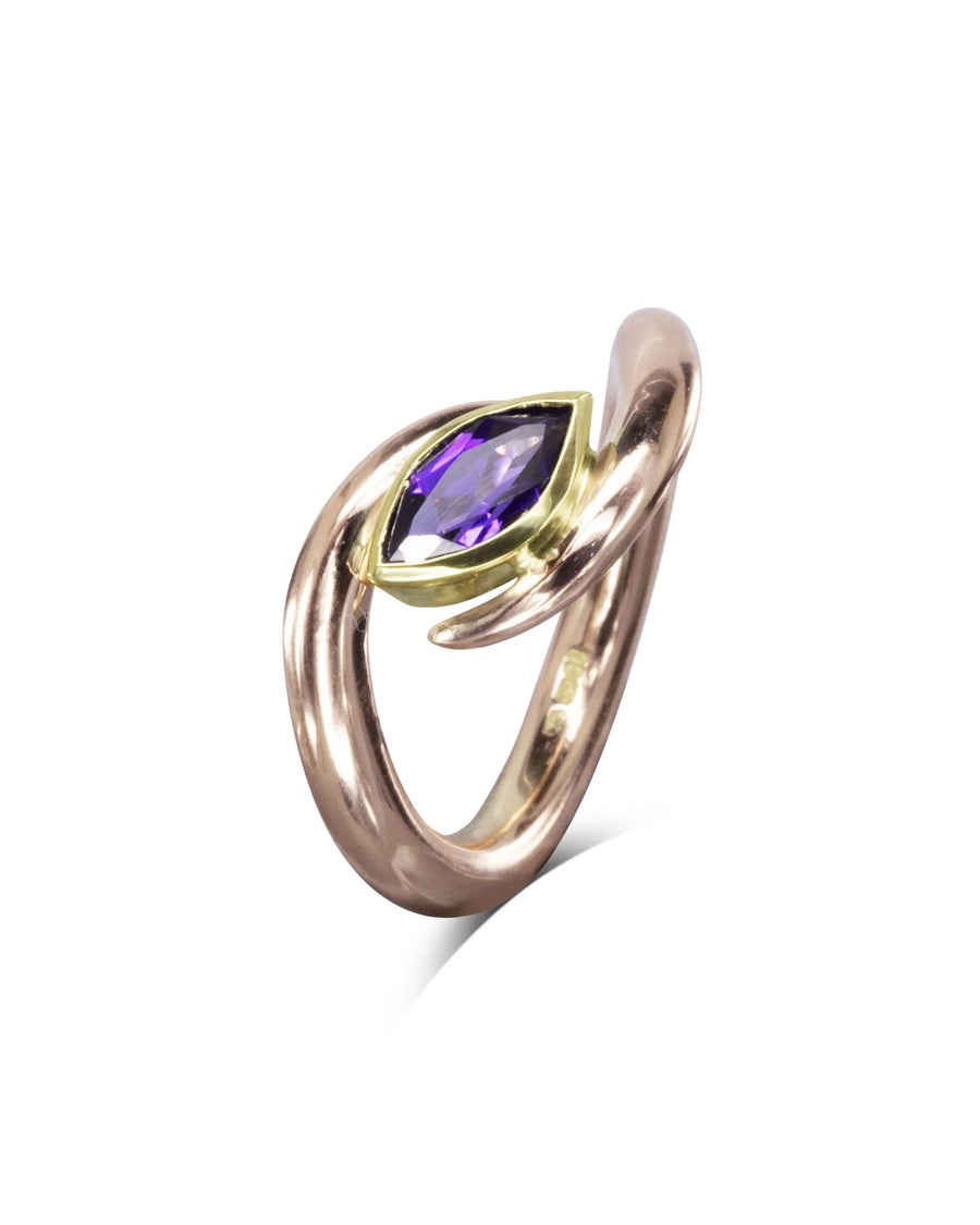 9ct yellow gold ring with a marquise amethyst gemstone.