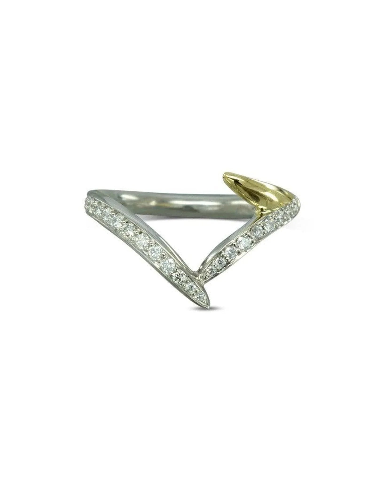 Two-tone spiky eternity ring with pavé diamonds and a gold pointed accent on white background
