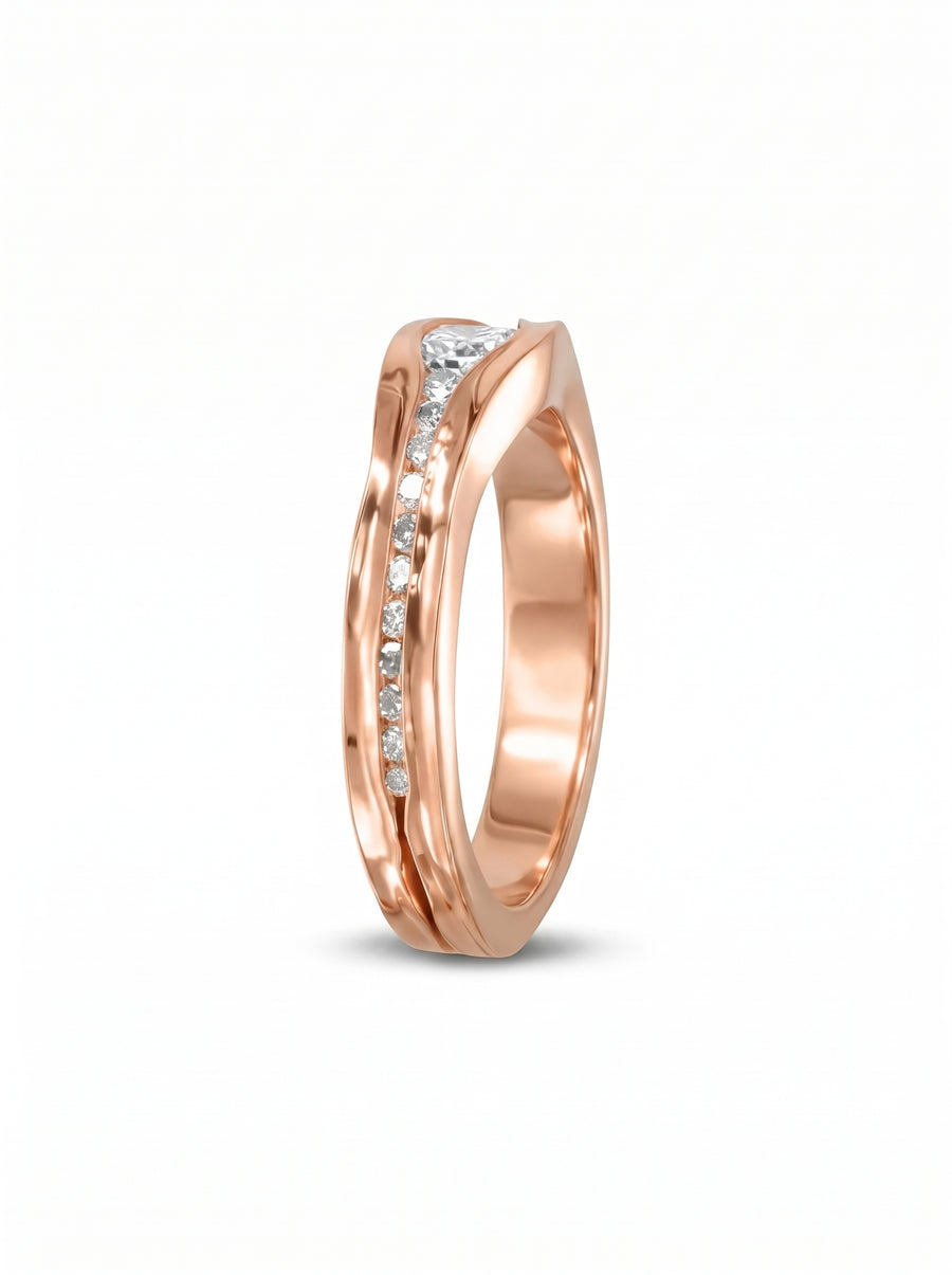 Trap Diamond Engagement Ring (4mm)