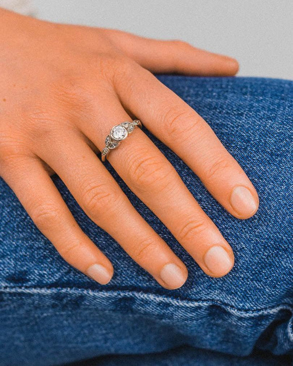 Vintage Round Diamond Engagement Ring Ring Pruden and Smith