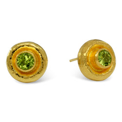 Hammered Round Peridot Stud Earrings Earring Pruden and Smith   
