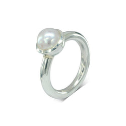 Round Pearl 9ct Gold Ring Ring Pruden and Smith 9ct White Gold  
