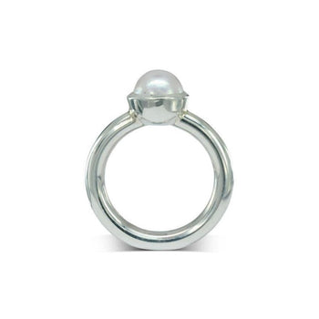Round Pearl 9ct Gold Ring Ring Pruden and Smith   