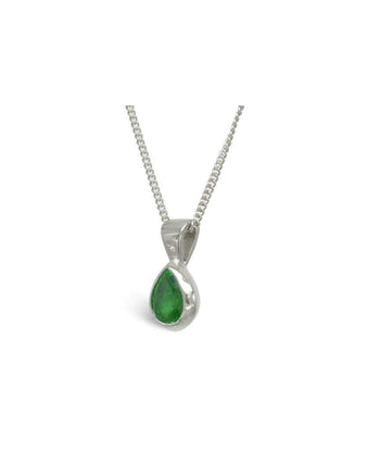 Pear-Shaped 9ct Gold Emerald Pendant Pendant Pruden and Smith 9ct White Gold 5x4mm 